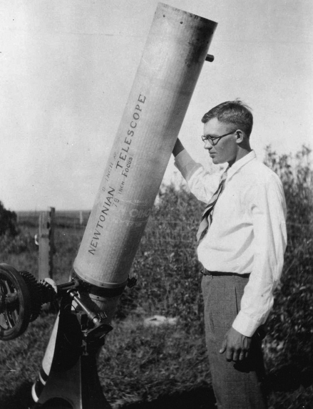 Picture of Clyde Tombaugh, who discovered Pluto in 1930